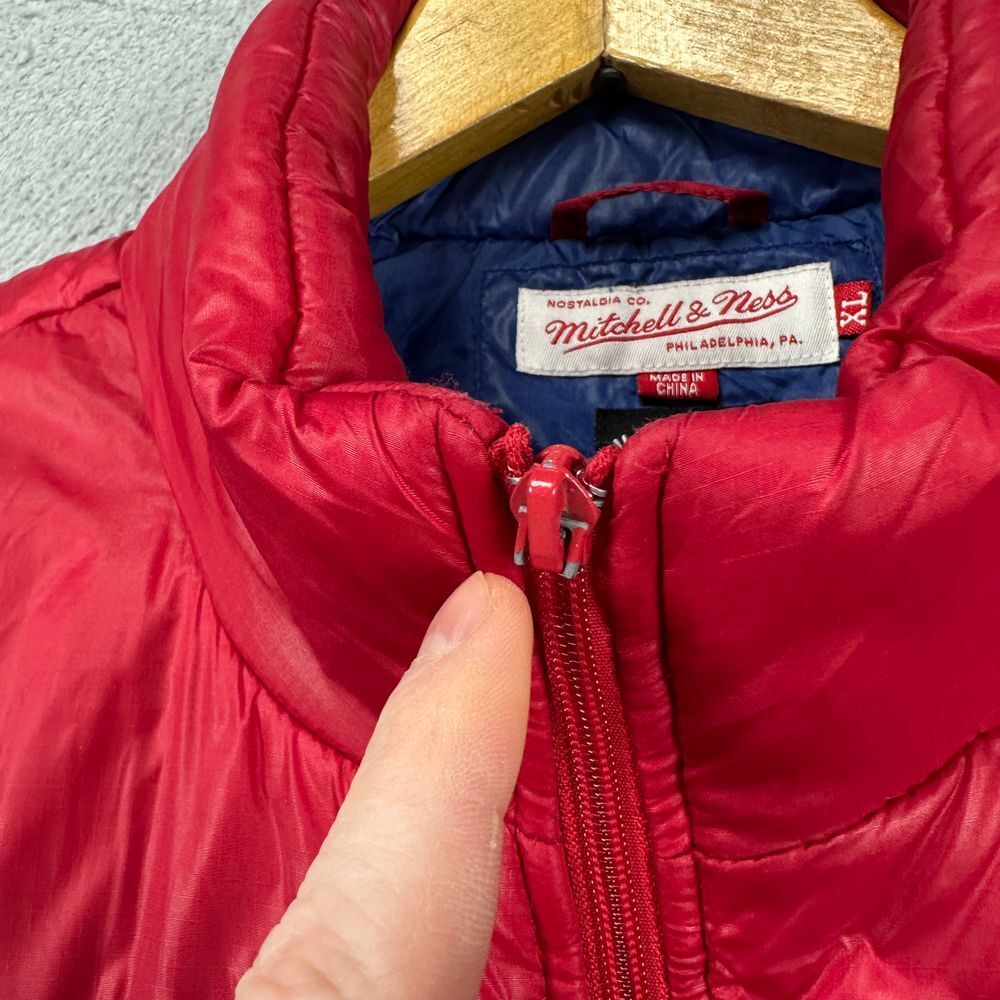 New York Rangers NHL Full Zip Vest Mens XL Red Bue Vintage Hockey Mitchell Ness - Picture 9 of 12